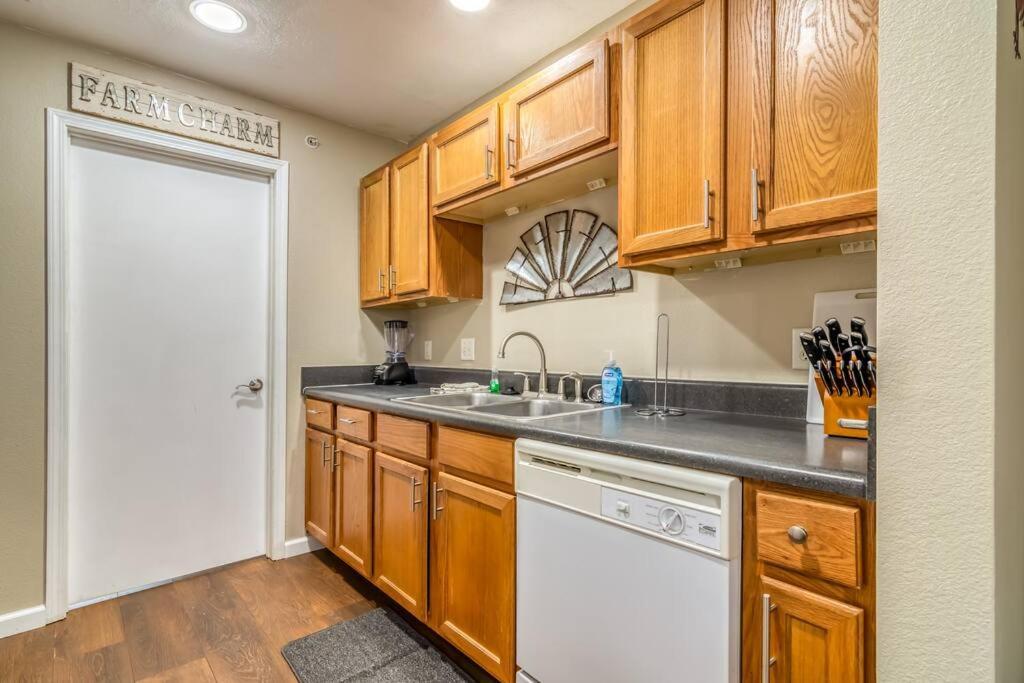 Cozy 3-Bedroom Condo Near Branson Exterior foto